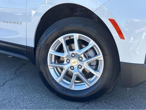 Summit White 2023 Chevrolet Equinox LS