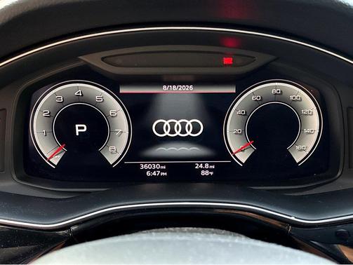 Mythos Black Metallic 2024 Audi Q7 55 Prestige