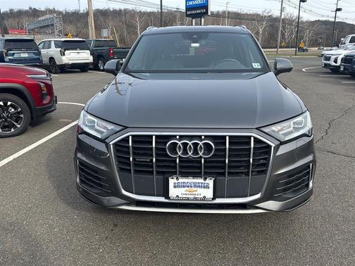 2021 Audi Q7 45 Premium