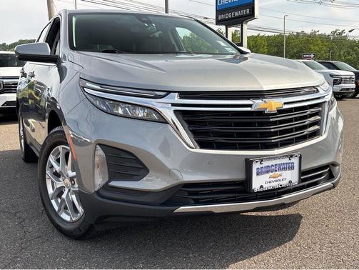 Sterling Gray Metallic 2024 Chevrolet Equinox 1LT