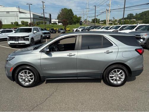 Sterling Gray Metallic 2024 Chevrolet Equinox 1LT