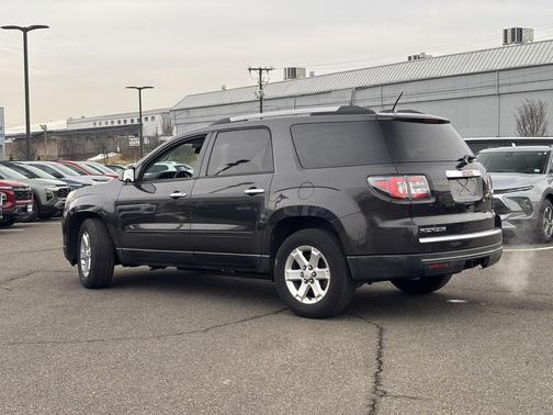 2016 GMC Acadia SLE-2
