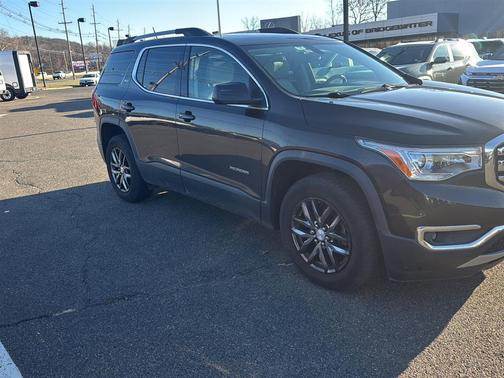 2017 GMC Acadia SLT-1