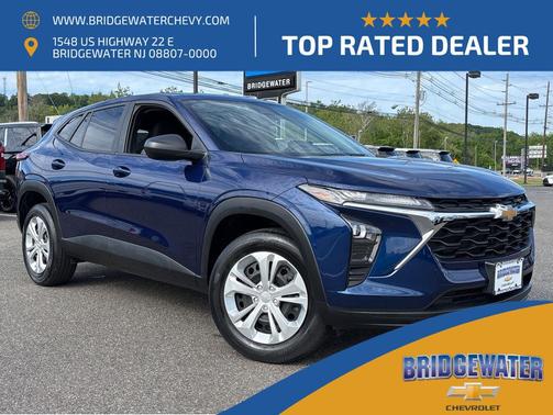 Blue Glow Metallic 2024 Chevrolet Trax LS