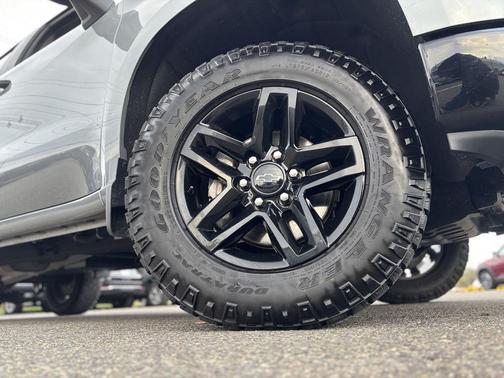 2023 Chevrolet Silverado 1500 Custom Trail Boss