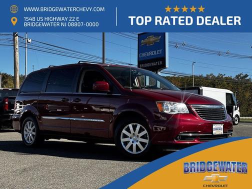 2016 Chrysler Town & Country Touring