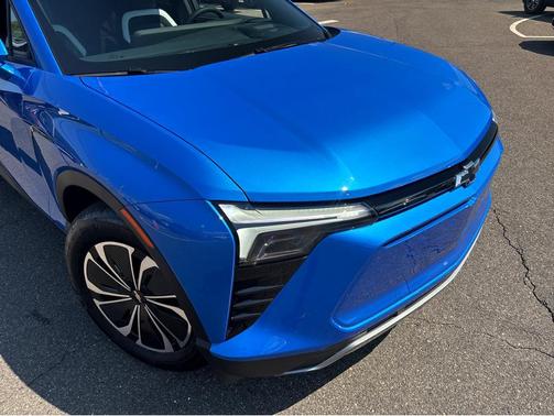 2025 Chevrolet Blazer EV eAWD LT