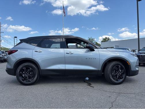 Sterling Gray Metallic 2026 Chevrolet Blazer 2LT