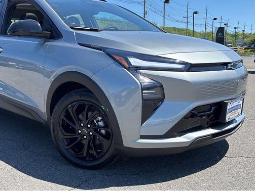 Sterling Gray Metallic 2027 Chevrolet Bolt RS FWD