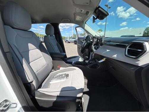 Summit White 2024 Chevrolet Trailblazer LS