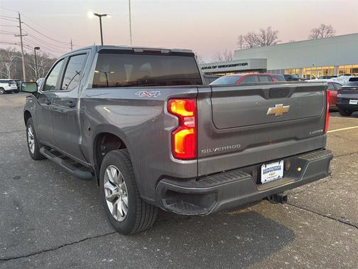 2021 Chevrolet Silverado 1500 Custom