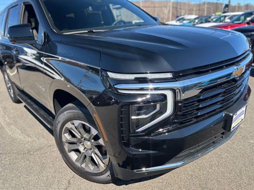 2025 Chevrolet Tahoe LS
