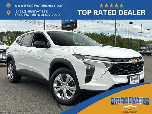 Summit White 2024 Chevrolet Trax LS