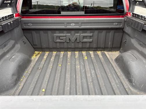 Cayenne Red Tintcoat 2021 GMC Canyon AT4