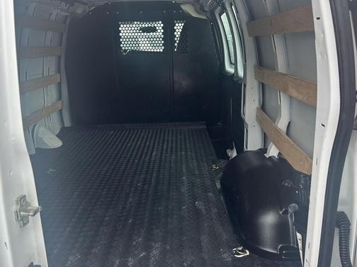 2024 Chevrolet Express 2500 RWD 2500 Regular Wheelbase WT