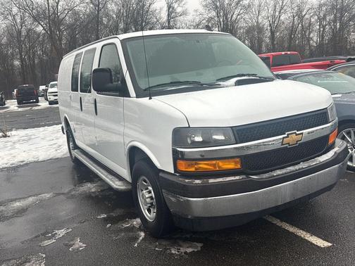 2024 Chevrolet Express 2500 RWD 2500 Regular Wheelbase WT
