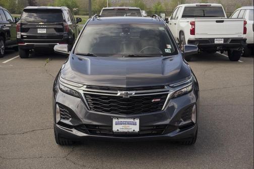 Iron Gray Metallic 2023 Chevrolet Equinox AWD RS