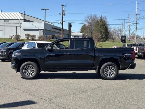 Black 2026 Chevrolet Colorado LT