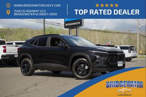 Mosaic Black Metallic 2026 Chevrolet Trax LT