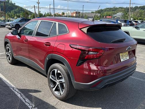 Crimson Metallic 2024 Chevrolet Trax FWD 1RS