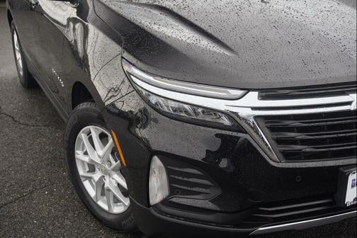 Mosaic Black Metallic 2023 Chevrolet Equinox 1LT