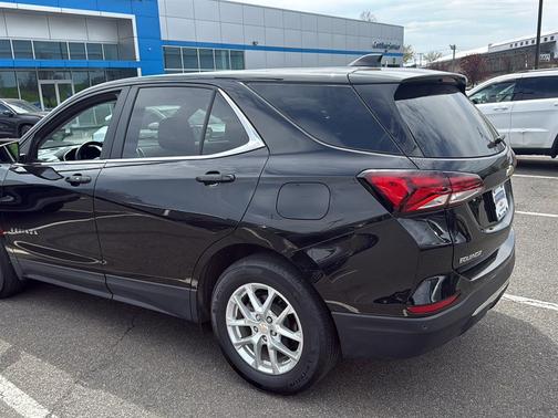 Mosaic Black Metallic 2023 Chevrolet Equinox 1LT