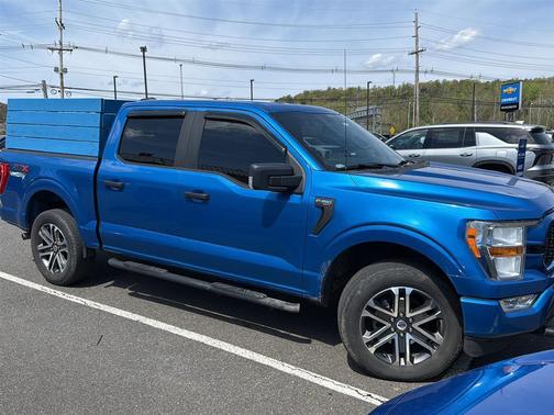 VELOCITY BLUE 2021 Ford F-150 XL