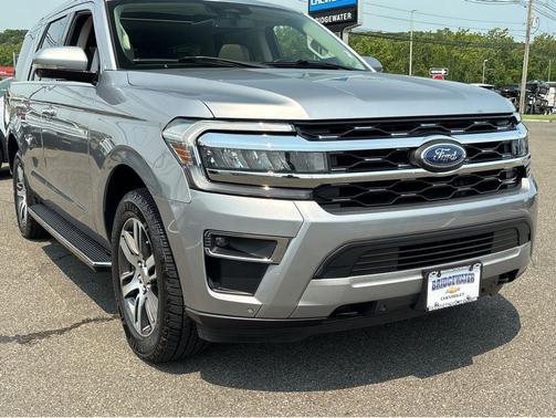 Iconic Silver Metallic 2022 Ford Expedition Limited