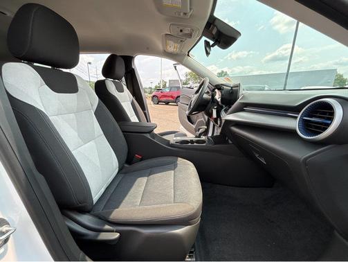 Summit White 2024 Chevrolet Trax LS