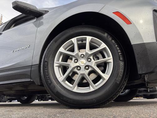 2024 Chevrolet Equinox LS