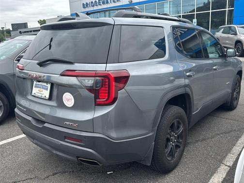 2020 GMC Acadia AWD AT4
