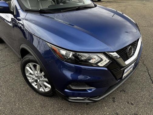 2020 Nissan Rogue Sport SV