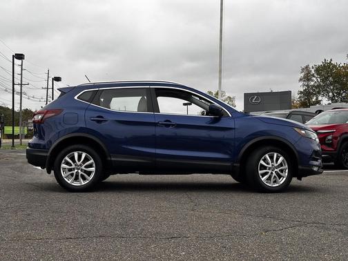 2020 Nissan Rogue Sport SV