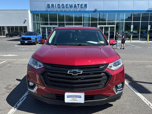 Cajun Red Tintcoat 2019 Chevrolet Traverse LT Cloth