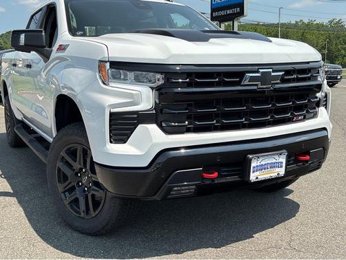 Summit White 2026 Chevrolet Silverado 1500 LT Trail Boss