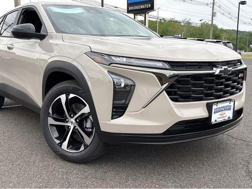 White Sands 2026 Chevrolet Trax FWD 1RS