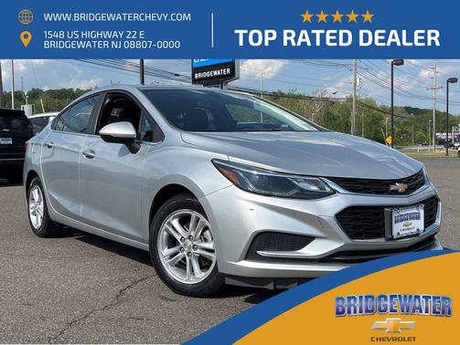 Silver Ice Metallic 2018 Chevrolet Cruze LT