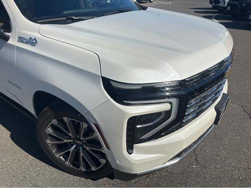 2025 Chevrolet Tahoe 4WD High Country