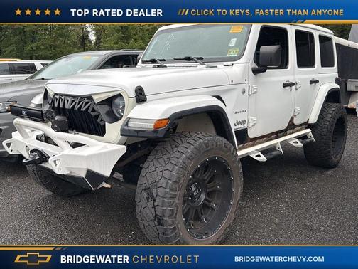 Bright White Clearcoat 2019 Jeep Wrangler Unlimited Sahara