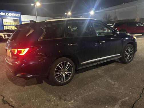 2018 INFINITI QX60 Base