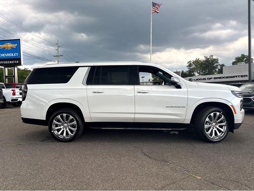 2025 Chevrolet Suburban Premier