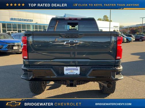 Cypress Gray 2026 Chevrolet Silverado 2500 Crew Cab, Standard Bed, XR2, 4WD