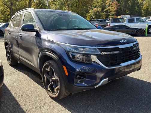 Dark Ocean Blue 2024 Kia Seltos EX