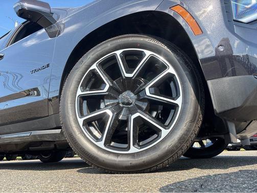 2025 Chevrolet Tahoe 4WD RST