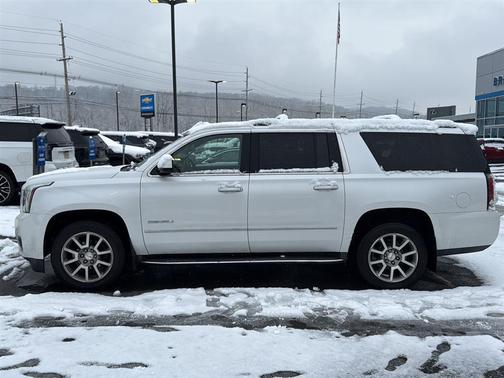 2017 GMC Yukon XL Denali