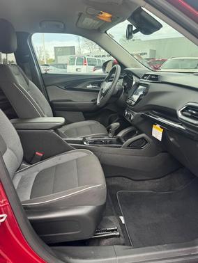 Scarlet Red Metallic 2021 Chevrolet Trailblazer LT