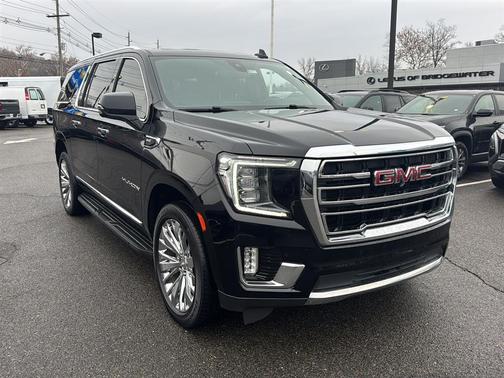 2021 GMC Yukon XL SLT