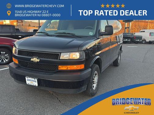 2022 Chevrolet Express 2500 RWD 2500 Regular Wheelbase WT