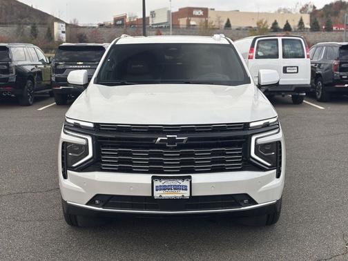 2025 Chevrolet Suburban 4WD High Country