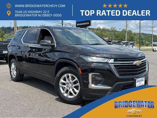 Mosaic Black Metallic 2023 Chevrolet Traverse LS
